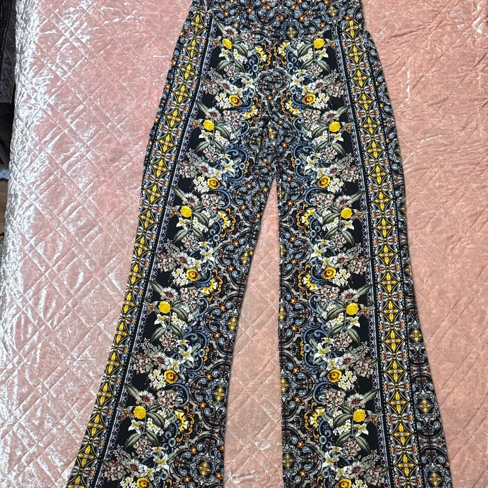 White House black market wide leg black,blue and yellow print pants